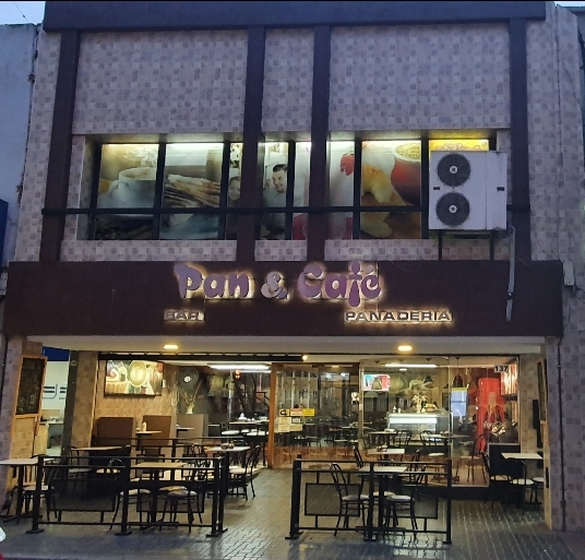 Pan & Café
