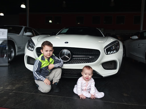 Used Car Dealer «I-5 Motors», reviews and photos, 3323 20th St E, Fife, WA 98424, USA