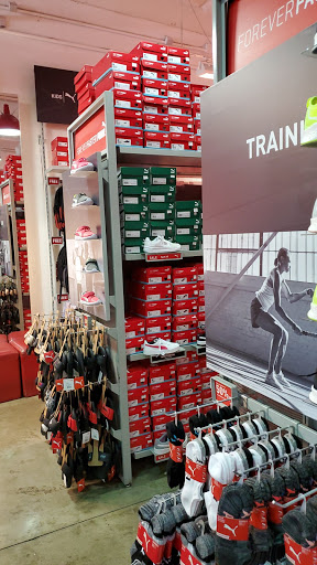 Shoe Store «PUMA», reviews and photos, 131-C Nut Tree Rd, Vacaville, CA 95687, USA