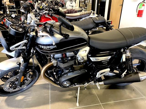 Motorcycle Dealer «BMW, Indian, and Slingshot Woodlands», reviews and photos, 198 Ed English Dr, Shenandoah, TX 77385, USA