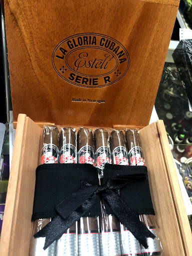 Tobacco Shop «Twenty One Plus Smoke Shop», reviews and photos, 144 Bowdoin St, Dorchester, MA 02122, USA