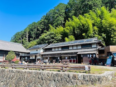 Guesthouse&Cafe 古民家民宿カルフール のぼり坂のカルフール