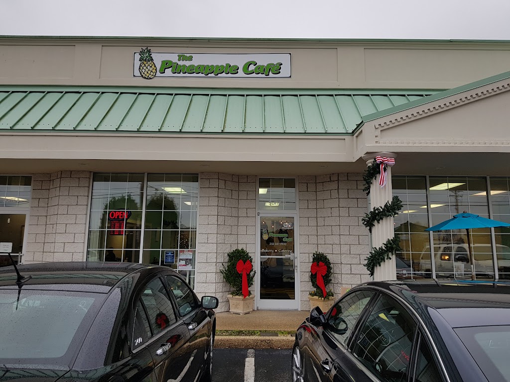 Pineapple Cafe 27909