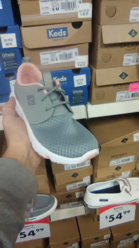 Shoe Store «Shoe Carnival», reviews and photos, 11772 W 95th St, Overland Park, KS 66214, USA