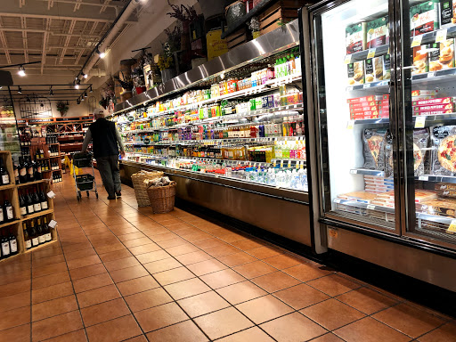 Supermarket «The Fresh Market», reviews and photos, 2207 Colonial Ave SW, Roanoke, VA 24015, USA