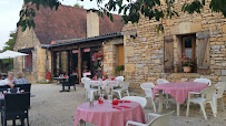 Atmosphère du Restaurant français L'Auberge du Peyrol - Chez Janine à Sergeac - n°5