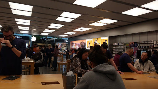 Computer Store «Apple Arden Fair», reviews and photos, 1689 Arden Way, Sacramento, CA 95815, USA