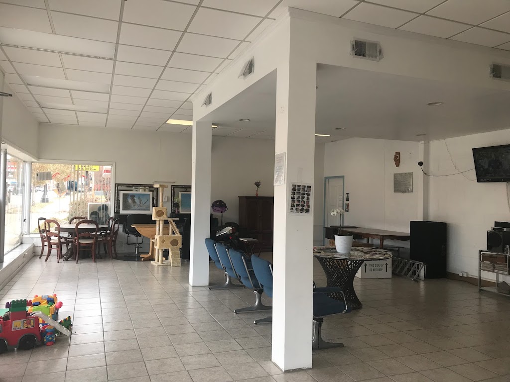 University Hair Salon 61820