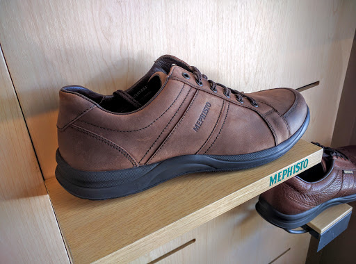 Orthopedic Shoe Store «Comfort Plus Shoes & Footcare», reviews and photos, 11715 Roe Ave, Leawood, KS 66211, USA