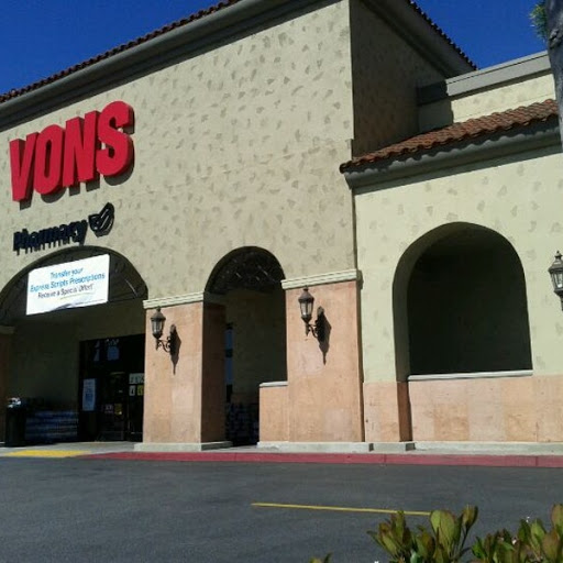 Grocery Store «Vons», reviews and photos, 3233 Foothill Blvd, La Crescenta, CA 91214, USA