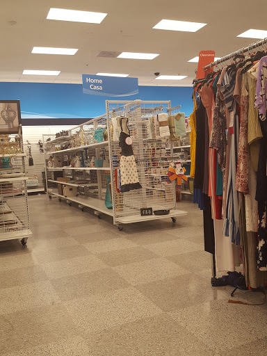 Clothing Store «Ross Dress for Less», reviews and photos, 1807 N Hacienda Blvd, La Puente, CA 91744, USA