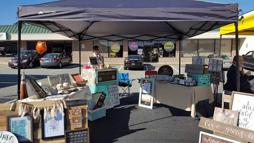 Hair Salon «Blown Away Salon», reviews and photos, 7102 Hayes Shopping Ct G, Hayes, VA 23072, USA