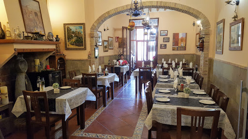 Restaurante Gualero - Carrer Doctor San Miguel de Tarazona, 03550 Sant Joan dAlacant, Alicante, España
