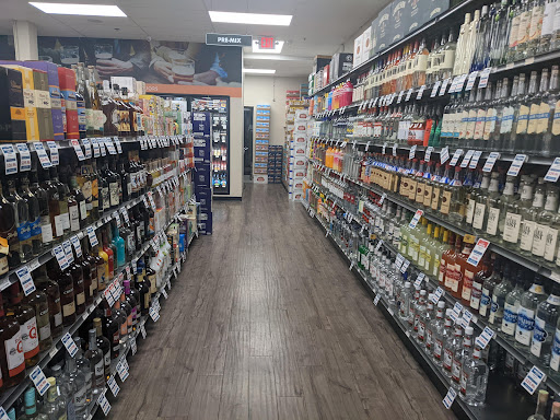 Liquor Store «Top Ten Liquors», reviews and photos, 5111 Excelsior Blvd, St Louis Park, MN 55416, USA