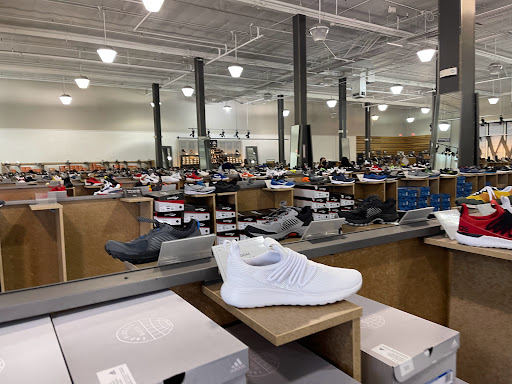 Shoe Store «DSW Designer Shoe Warehouse», reviews and photos, 3530 Stevens Creek Blvd, San Jose, CA 95117, USA