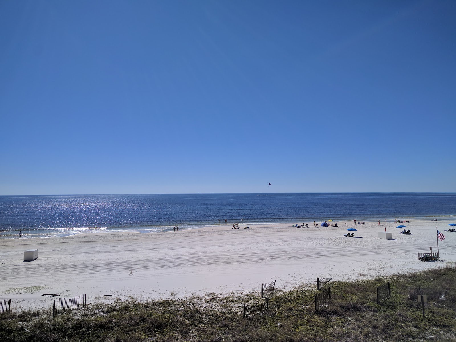 Orange Beach'in fotoğrafı - rahatlamayı sevenler arasında popüler bir yer