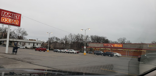 Dollar Store «FAMILY DOLLAR», reviews and photos, 405 E Main St, Gallatin, TN 37066, USA
