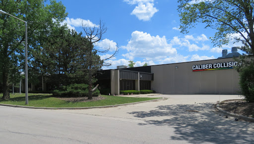 Auto Body Shop «ABRA Auto Body & Glass», reviews and photos, 1827 Janke Dr, Northbrook, IL 60062, USA