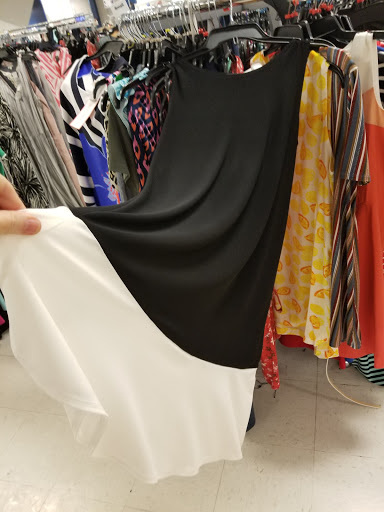 Department Store «Marshalls», reviews and photos, 1380 Northern Blvd, Manhasset, NY 11030, USA