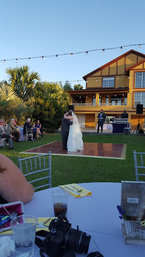 Wedding Venue «The Garden Chateau - Orlando Wedding Venue & Event Venue», reviews and photos, 17901 Marsh Rd, Winter Garden, FL 34787, USA