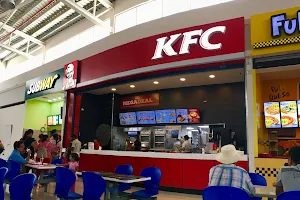 KFC | Santiago Mall image