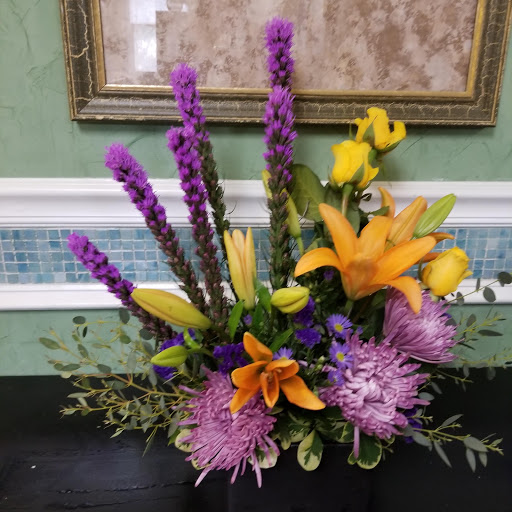 Florist «Myers Florist/Emerald Gardens Flowers», reviews and photos, 2906 Hillsborough Rd, Durham, NC 27705, USA