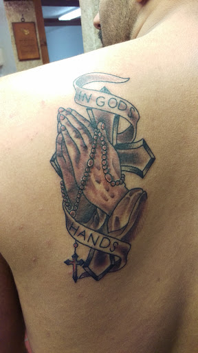 Tattoo Shop «Untouchable Ink», reviews and photos, 204 S Spring Garden Ave, DeLand, FL 32720, USA