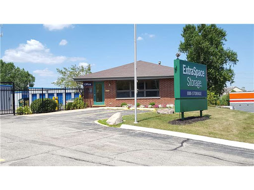 Self-Storage Facility «Extra Space Storage», reviews and photos, 1510 S Lake St, Mundelein, IL 60060, USA