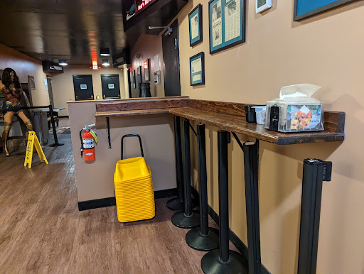 Movie Theater «Northern Lights Theatre Pub», reviews and photos, 3893 Commercial St SE, Salem, OR 97302, USA