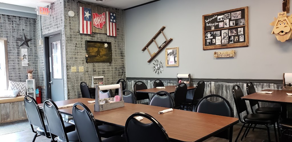 Kelly's Kitchen 43344