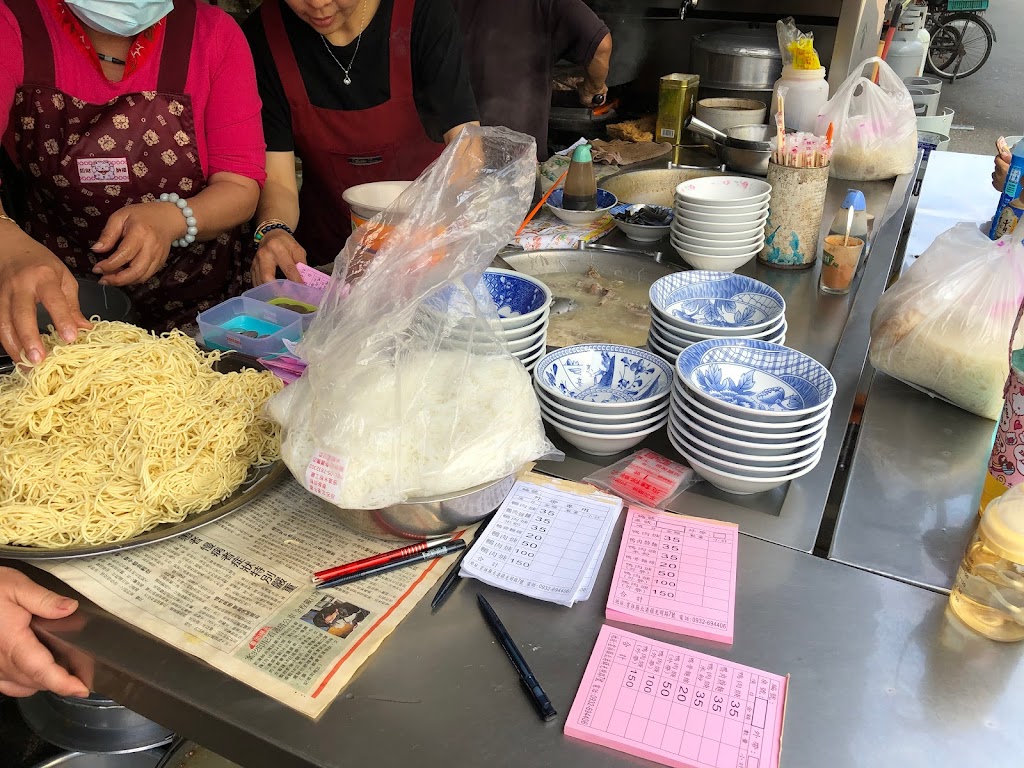 光明路阿安鴨肉羹 鴨骨麵線 的照片