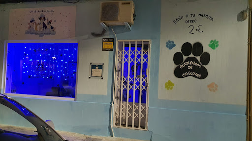 Clínica Veterinaria Poveda en Roquetas de Mar