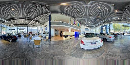 Mercedes Benz Dealer «Mercedes-Benz of Bellevue», reviews and photos, 11850 Bel-Red Rd, Bellevue, WA 98005, USA