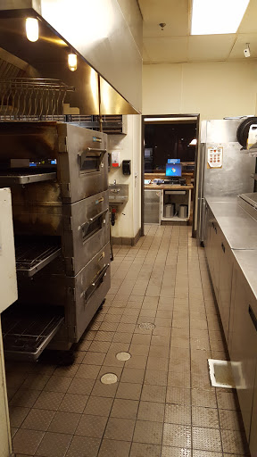 Pizza Restaurant «Round Table Pizza», reviews and photos, 10054 Bruceville Rd, Elk Grove, CA 95757, USA