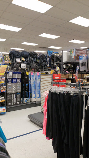 Sporting Goods Store «Big 5 Sporting Goods», reviews and photos, 96 E Orangethorpe Ave, Anaheim, CA 92801, USA