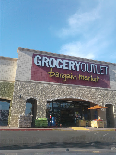 Grocery Outlet Bargain Market, 3566 W Shaw Ave, Fresno, CA 93711, USA, 