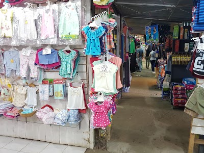 Puestos de bagayeros - Tienda de ropa