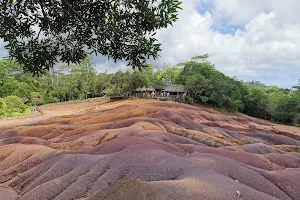 Chamarel 7 Coloured Earth Geopark image