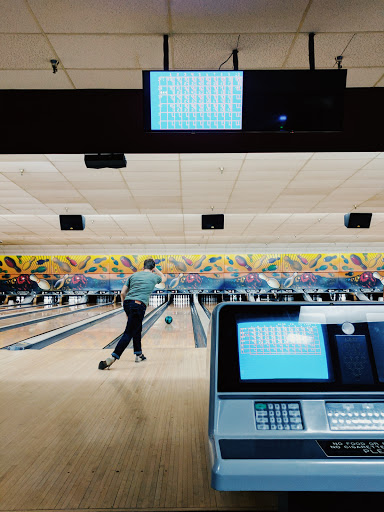 Bowling Alley «Classic Lanes», reviews and photos, 2145 Avon Industrial Dr, Rochester Hills, MI 48309, USA