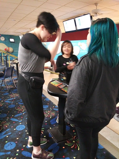 Bowling Alley «Luxury Lanes & Lounge Inc», reviews and photos, 600 E 9 Mile Rd, Ferndale, MI 48220, USA