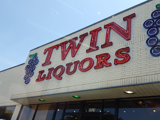 Twin Liquors, 1521 Marlandwood Rd, Temple, TX 76502, USA, 