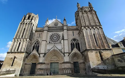 Cathédrale Saint-Pierre de Poitiers image