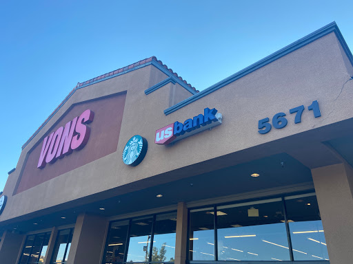 Grocery Store «Vons», reviews and photos, 5671 Kanan Rd, Agoura Hills, CA 91301, USA