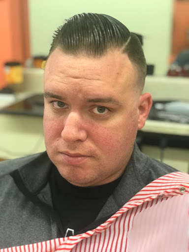 Barber Shop «East Patrick Barber Shop», reviews and photos, 43 E Patrick St Unit B, Frederick, MD 21701, USA