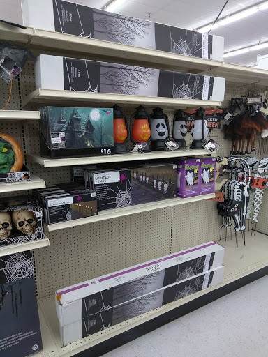 Discount Store «Big Lots», reviews and photos, 35884 US-27, Haines City, FL 33844, USA