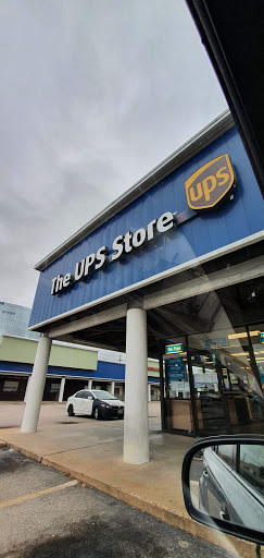 Shipping and Mailing Service «The UPS Store», reviews and photos, 11152 Westheimer Rd, Houston, TX 77042, USA