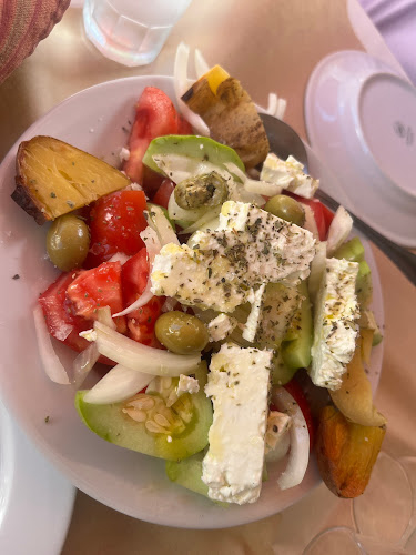 Σχόλια και κριτικές για το Το Καφενείο του Καγιαμπή