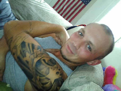 Tattoo Shop «Lawrence Tattoo Company», reviews and photos, 600 Lawrence Ave #2a, Lawrence, KS 66049, USA