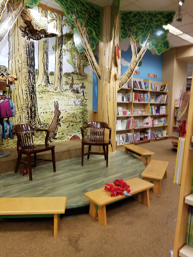 Book Store «Barnes & Noble», reviews and photos, 710 County Hwy 10, Blaine, MN 55434, USA