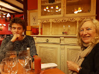 Atmosphère du Restaurant français Hotel Restaurant Salle de réunion Logis le Paris Nice à Joigny - n°11